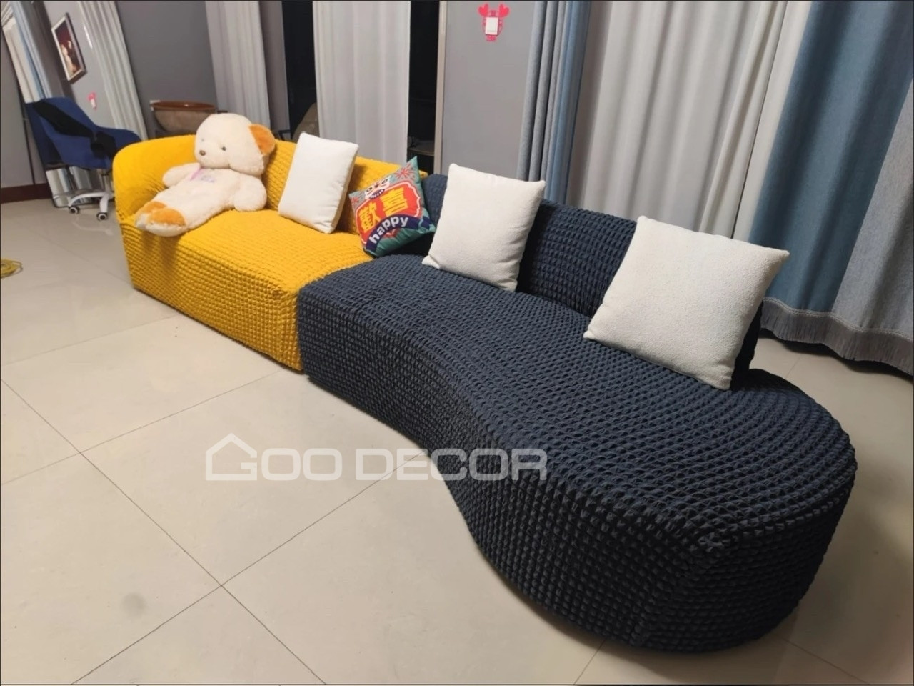 Sofa sau khi bọc bằng vải bong bóng phối màu